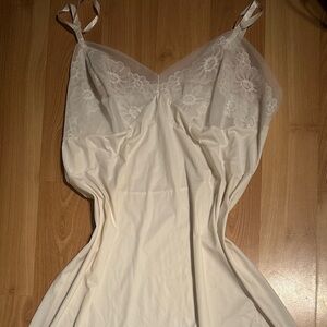 Vintage Vanity Fair slip/dress